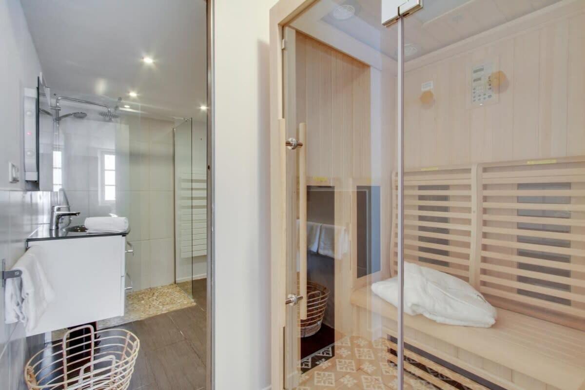 Palm House Sauna City Center Ideal Insead Fontainebleau Exterior photo