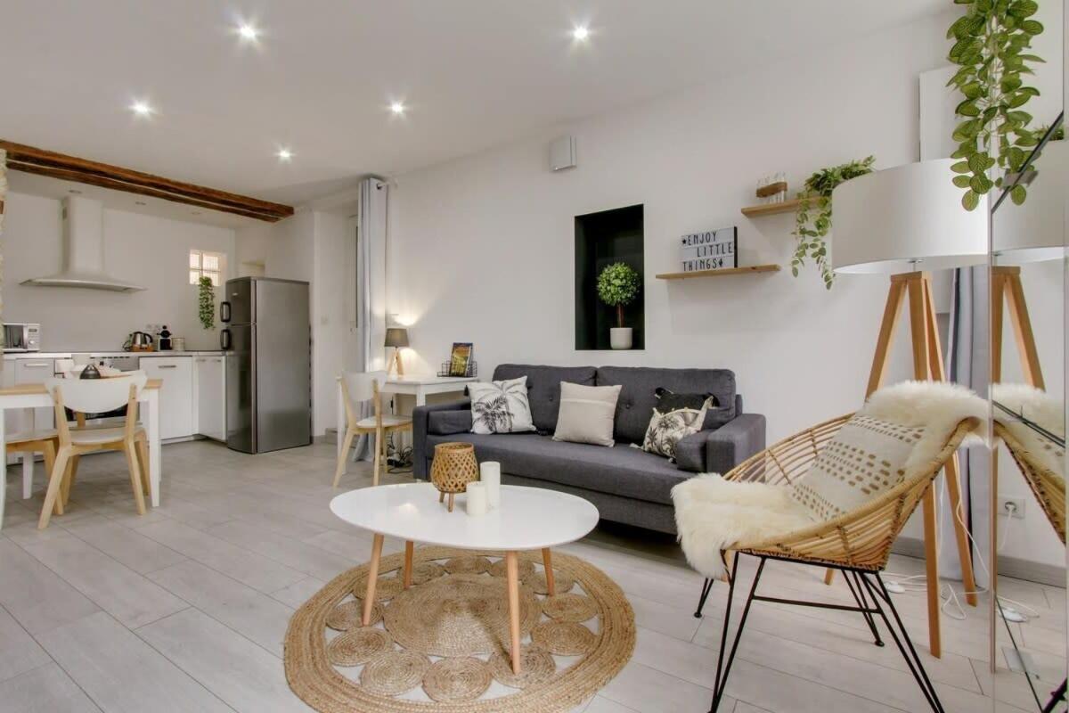 Palm House Sauna City Center Ideal Insead Fontainebleau Exterior photo